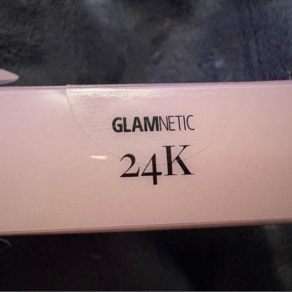 New Glamnetic 24K Short Almond Press-On Nails - Picture 2 of 6